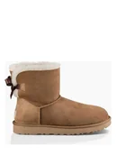 Botki damskie - UGG Botki zimowe "Mini Bailey Bow II" w kolorze karmelowym ze skóry jagnięcej - miniaturka - grafika 1