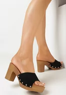 Klapki i japonki damskie - Czarne Klapki na Słupku z Szerokim Paskiem z Nitami i Otwartym Noskiem Hirgellan - miniaturka - grafika 1