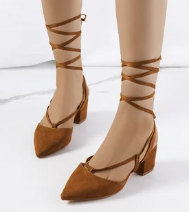 Brązowe wiązane czółenka na słupku Victoris-39 - Półbuty damskie - miniaturka - grafika 1