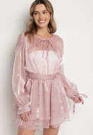 Sukienki - Różowa Sukienka Ozdobiona Wiązaniem i Paskiem Nivoren - miniaturka - grafika 1