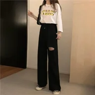 Spodnie damskie - Dresy z dziurą - Czarny - miniaturka - grafika 1