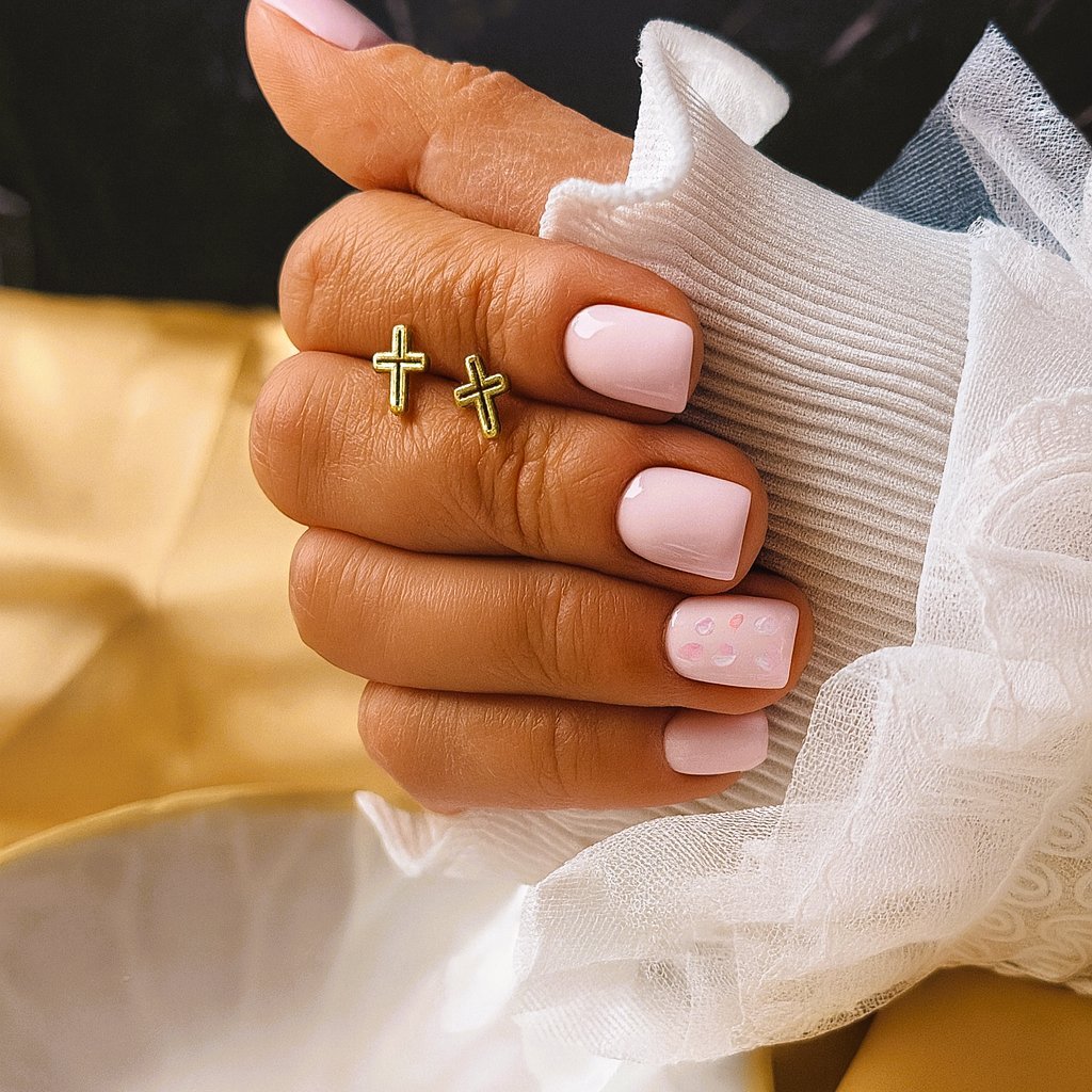 Złote Kolczyki Krzyżyki Stal Chirurgiczna Sztyfty 9mm Minimalistyczne