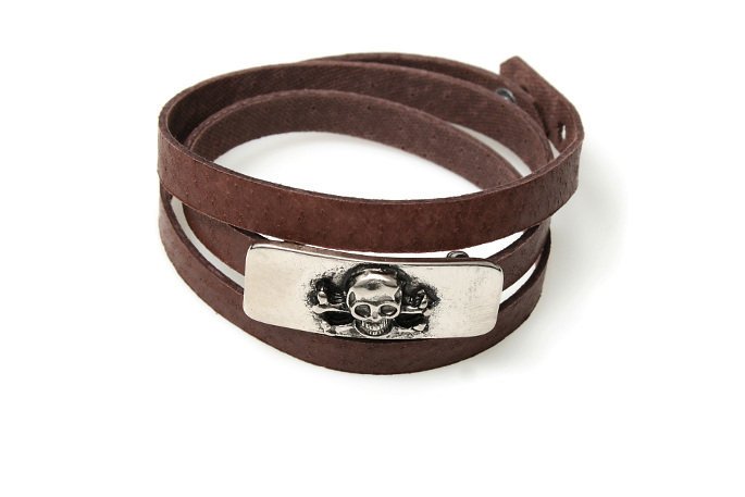 Potrójna Pieszczocha Skórzana Z Czaszką