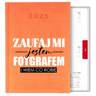 KALENDARZ POMARAŃCZOWY TERMINARZ DZIENNY A5 2025 PREZENT DLA FOTOGRAFA WZ - Notesy i bloczki - miniaturka - grafika 1