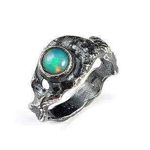 Tęczowy opal w srebrnej fali - Pierścionki - miniaturka - grafika 1