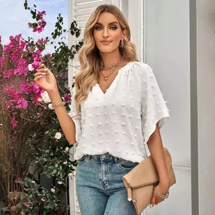 Damska bluzka z ozdobnymi elementami - Biały - Bluzki damskie - miniaturka - grafika 1