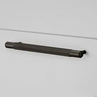 Zawiasy, okucia i inne akcesoria - Uchwyt meblowy Pull Bar Medium Palony Brąz - miniaturka - grafika 1