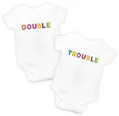 Gadżety dla niej i dla niego - Zestaw dwóch body dla bliźniaków Double Trouble - miniaturka - grafika 1
