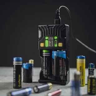 Armytek - Ładowarka Uni C2 - Adapter samochodowy - A02401C - Amunicja i osprzęt ASG - miniaturka - grafika 7