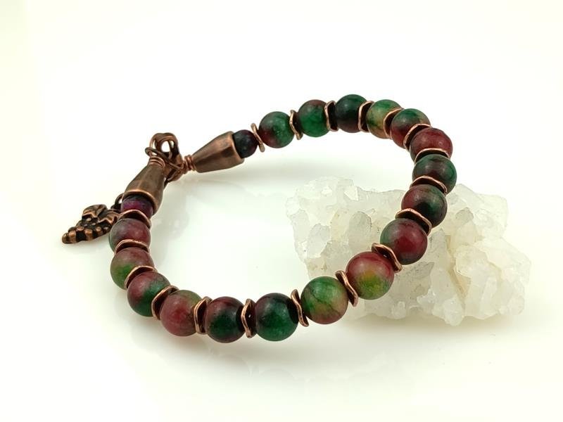 Jadeit - damska bransoletka miedziana, obwód od 19 do 21 cm, waga 24 gramy, drut pamięciowy, rękodzieło