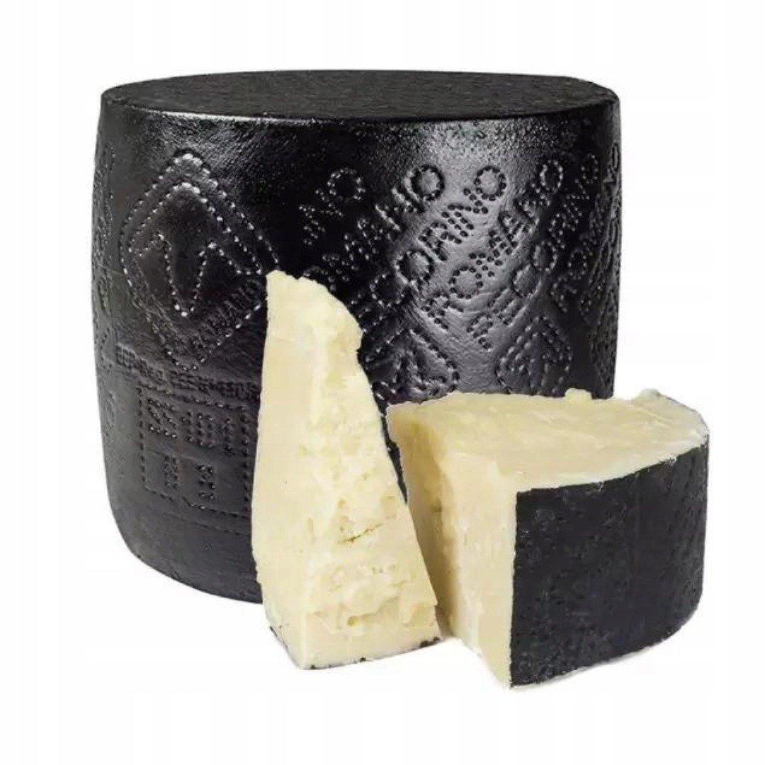 Ser owczy Pecorino Romano około 500 g