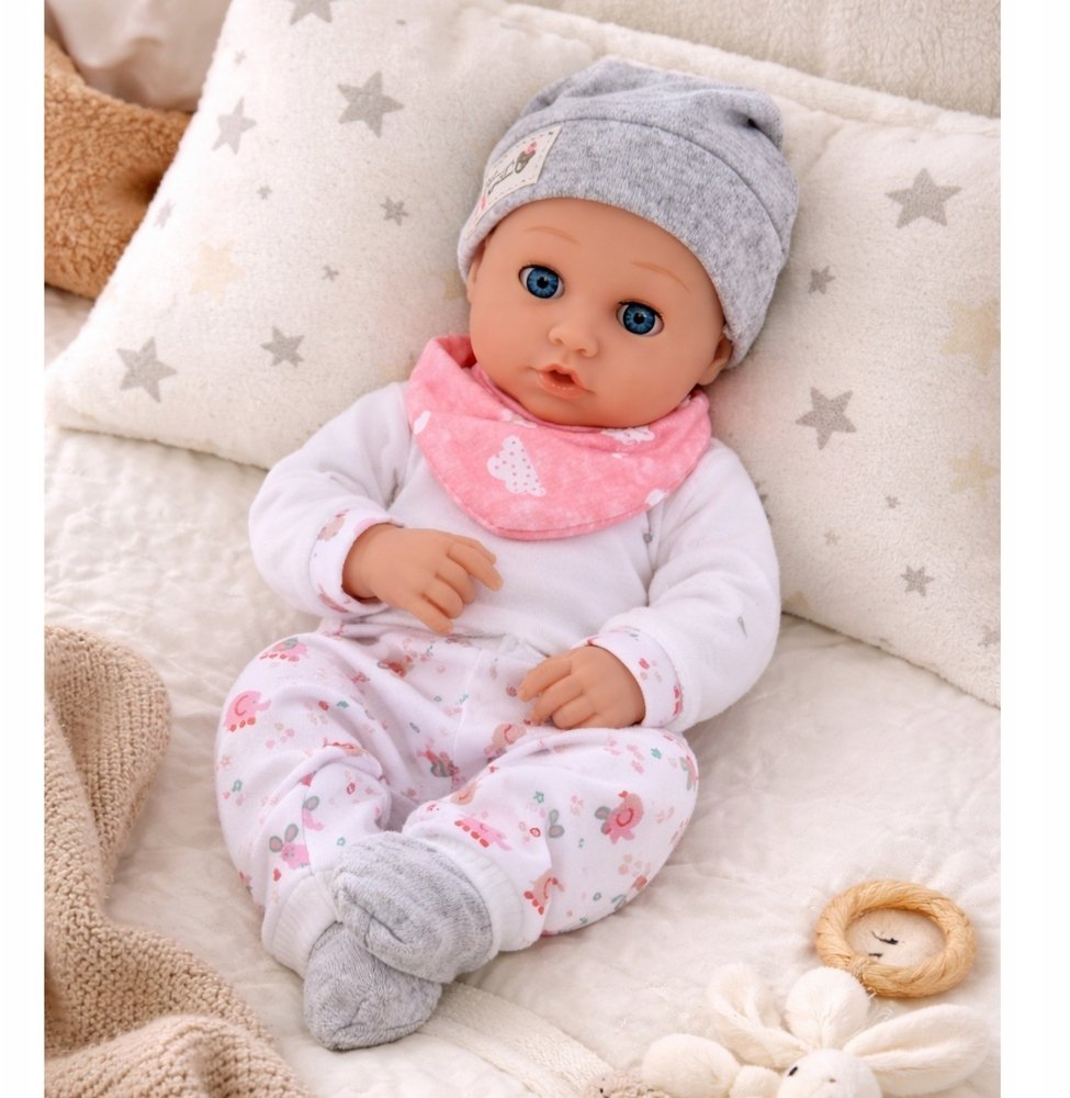 Lalka Bobas Z Akcesoriami Do Karmienia Śliniaczek Czapeczka 28 cm