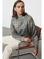 Swetry damskie - trendyol Sweter w kolorze beżowo-szarym - miniaturka - grafika 1