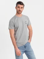 Koszulki męskie - T-shirt męski bawełniany z nadrukiem i okrągłym dekoltem jasnoszary V8 OM-TSFP-0186 XL - miniaturka - grafika 1