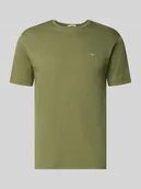 Koszulki męskie - T-shirt o kroju regular fit z wyhaftowanym logo - miniaturka - grafika 1