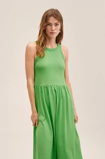 Sukienki - Mango sukienka bawełniana Sando kolor zielony midi prosta - grafika 1
