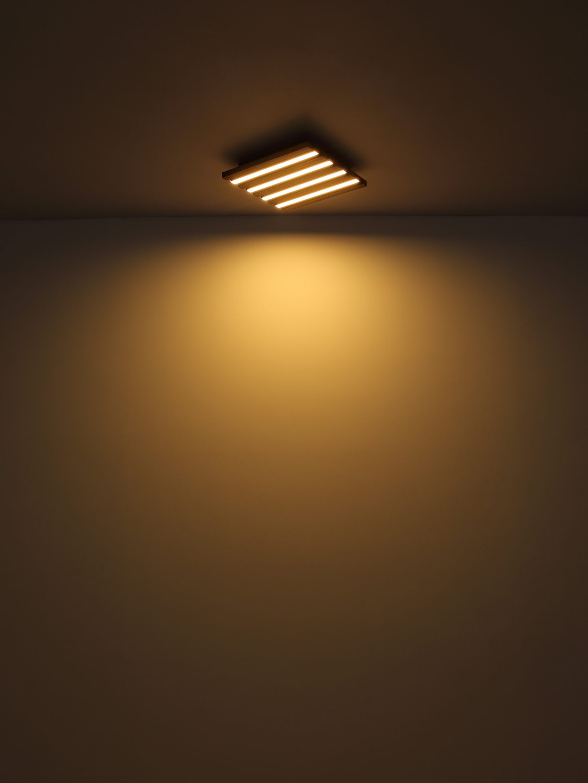 Ceiling LED lamp GLOBO HAYDEN, 30W, 3000K, 3100lm, wood/black color 80 x 20 x 5 cm