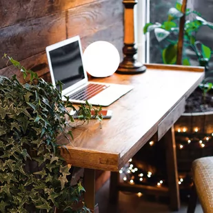 FH Lighting Lampa solarna LED Busso biała, czujnik zmierzchu - Lampy ogrodowe - miniaturka - grafika 1
