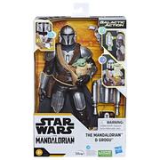 Figurki dla dzieci - Hasbro, Star Wars Mandalorian, figurka kolekcjonerska Mandalorian z Grogu, figurka z dźwiekiem, F5194 - miniaturka - grafika 1
