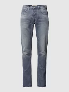 Spodnie męskie - Jeansy o kroju regular slim fit z wpuszczanymi kieszeniami - grafika 1