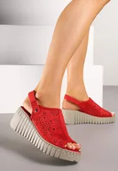 Sandały damskie - Czerwone Sandały Vices na Koturnie z Ażurową Cholewką Sarandria - miniaturka - grafika 1