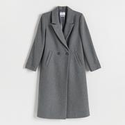 Płaszcze damskie - Reserved - Dwurzędowy długi płaszcz - Szary - miniaturka - grafika 1
