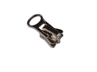 Pasmanteria - kufer-pasmanteria.pl Suwak metalowy 8 do zamka kostki 0AE8-631C8 - miniaturka - grafika 1