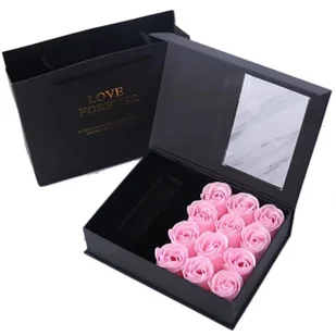 Prezent dla niej – elegancki zestaw z różami w ozdobnym pudełku - Sztuczne kwiaty - miniaturka - grafika 1