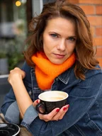 Apaszki i szaliki damskie - Komin z moheru i jedwabiu - pomarańczowy - miniaturka - grafika 1