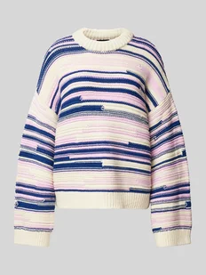 Sweter z dzianiny o kroju oversized z abstrakcyjnym wzorem w paski model ‘NUSA’ - Swetry damskie - miniaturka - grafika 1