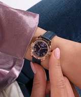 Zegarki damskie - Guess Mini Luna zegarek damski złoty z granatowym paskiem GW0761L2 - miniaturka - grafika 1