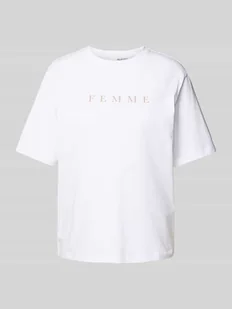 T-shirt o kroju oversized z nadrukiem z logo model ‘VILJA’ - Koszulki i topy damskie - miniaturka - grafika 1