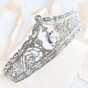Efektowna Bogata Srebrny Diadem Korona Tiara Ślubna Przyjęcie Miss Cyrkonie - Ozdoby do włosów Efektowna Bogata Srebrny Diadem Korona Tiara Ślubna Przyjęcie Miss Cyrkonie - Ozdoby do włosów - miniaturka - grafika 1
