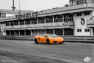 Super prezenty moto Lamborghini Gallardo vs KTM X- Bow Tor Poznań, Tor Śląsk - Vouchery - miniaturka - grafika 1