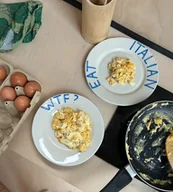 Talerze - Talerz płaski eat italian, kiss french - miniaturka - grafika 1