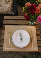 Obrusy i serwetki - Podkładka lniana pod talerze beżowego koloru - miniaturka - grafika 1