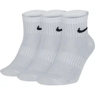 Skarpetki damskie - Skarpety do kostki NIKE EVERYDAY Dri-FIT 3 pak Białe - miniaturka - grafika 1