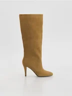 Kozaki damskie - Reserved - Zamszowe kozaki - beżowy - miniaturka - grafika 1