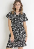 Sukienki - Czarna Kwiecista Sukienka Mini z Wiskozy z Marszczoną Gumką w Pasie Catela - miniaturka - grafika 1