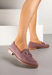Jasnofioletowe Mokasyny Vices ze Skórzaną Wkładką i Ozdobną Aplikacją Delainora - Mokasyny damskie - miniaturka - grafika 1