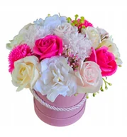 Sztuczne kwiaty - Flowerbox z Kwiatami Mydlanymi - Prezent Róże mydlane - miniaturka - grafika 1