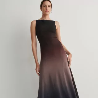 Sukienki - Reserved - Tiulowa sukienka z gradientem - Wielobarwny - grafika 1