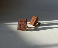 Spinki do mankietów i krawatów - Spinki do mankietów z drewna wenge - miniaturka - grafika 1