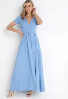 Sukienki - Jasnoniebieska Rozkloszowana Sukienka Maxi z Głębokim Dekoltem z Rozcięciem Wyla - grafika 1
