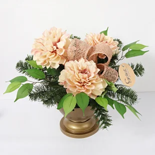 GOLIAT Stroik dekorowany w misie 40 x 40 cm SDMB-05 - Sztuczne kwiaty - miniaturka - grafika 1