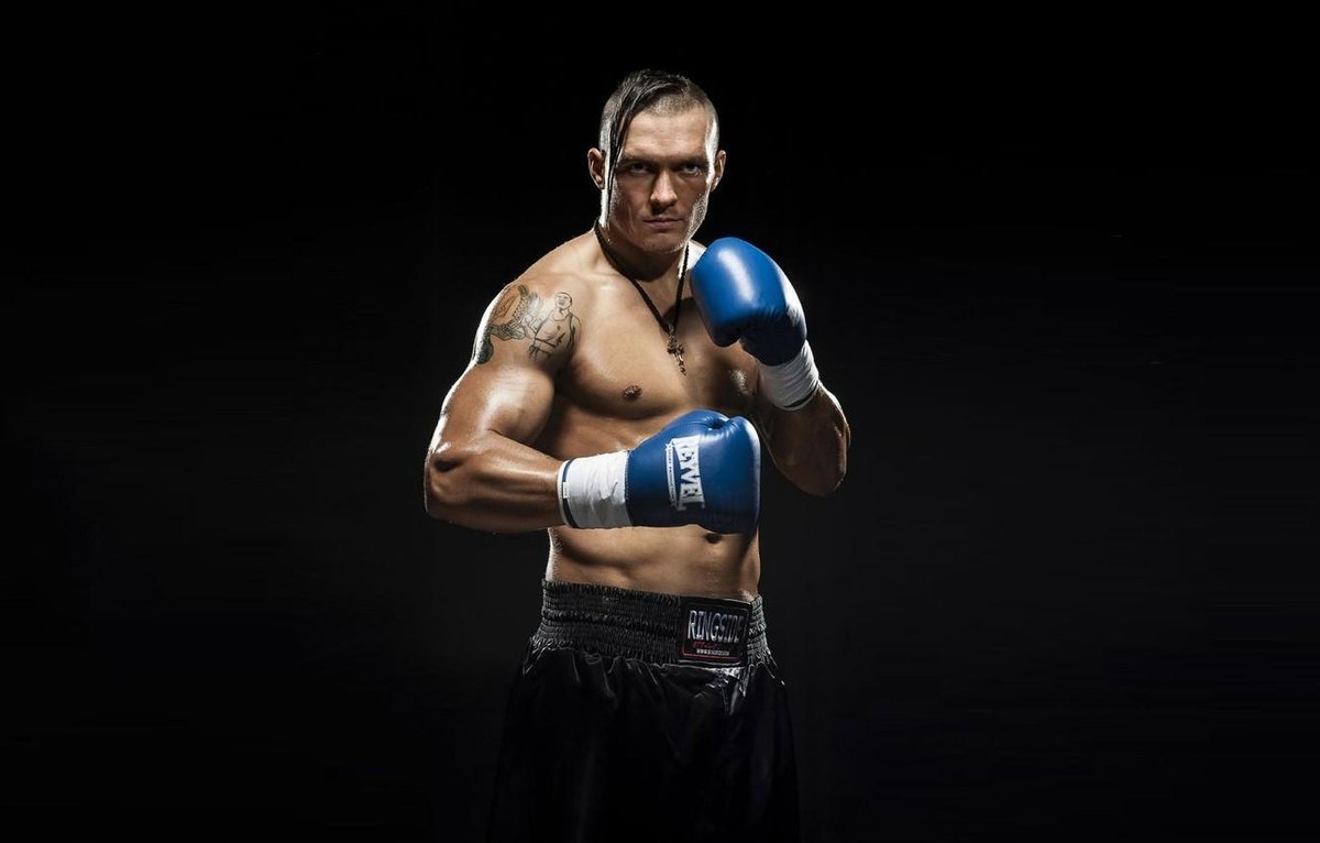 PODKŁADKA POD MYSZ Nadruk 22x18 cm Oleksandr Usyk Box Boxer Tekst Prezent