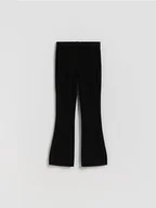 Spodnie i spodenki dla dziewczynek - Reserved - Prążkowane spodnie flare - czarny - miniaturka - grafika 1