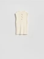 Swetry damskie - Reserved - Dzianinowy top z różami - kremowy - miniaturka - grafika 1