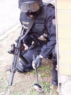 ESP - Lusterko taktyczne do pałki teleskopowej 71 mm z etui - Czarne - BMO-02-18 / BMH-02 - Survival - akcesoria - miniaturka - grafika 6