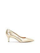 Czółenka - Klasyczne złote czółenka na niskim obcasie - miniaturka - grafika 1